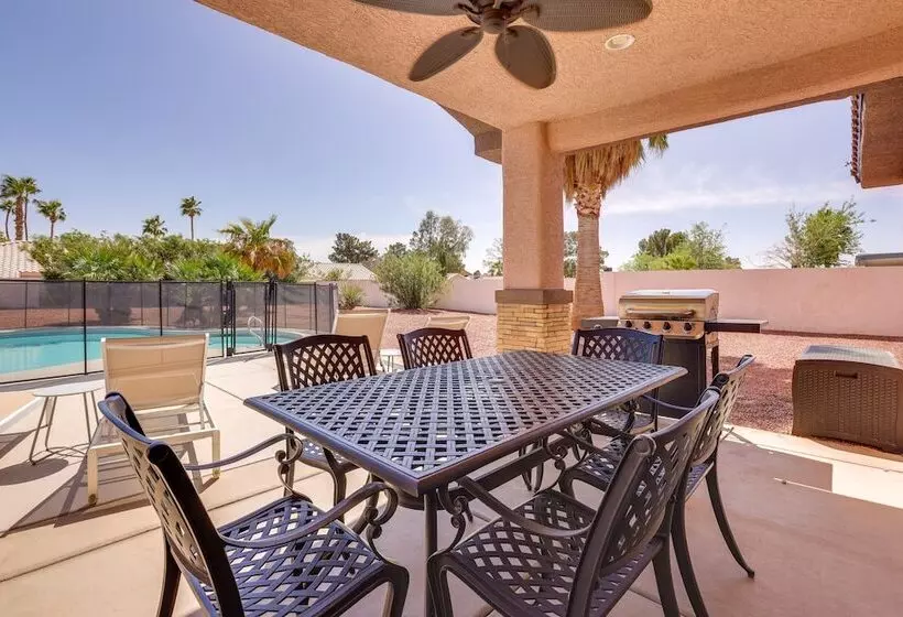 Updated Las Vegas House: Patio & Solar Heated Pool