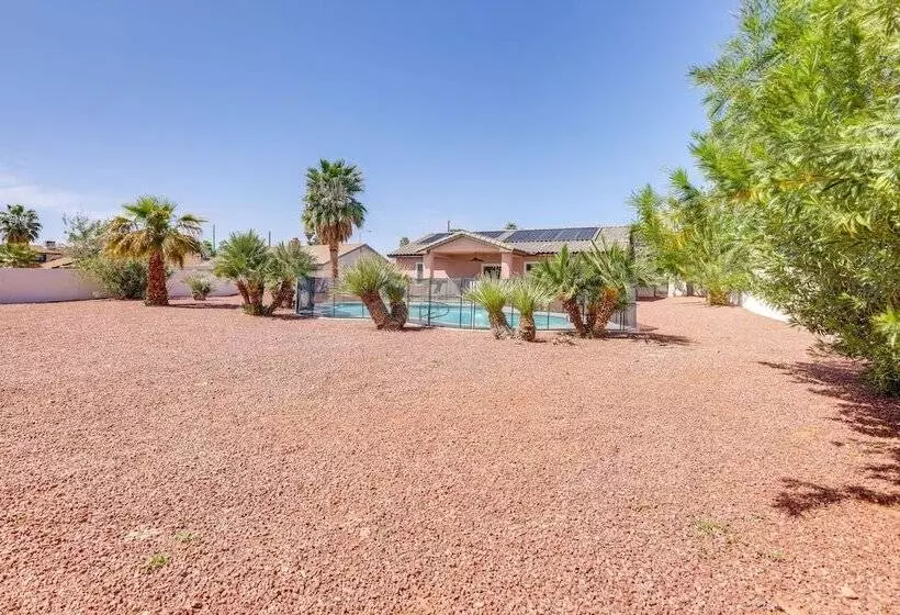 Updated Las Vegas House: Patio & Solar Heated Pool