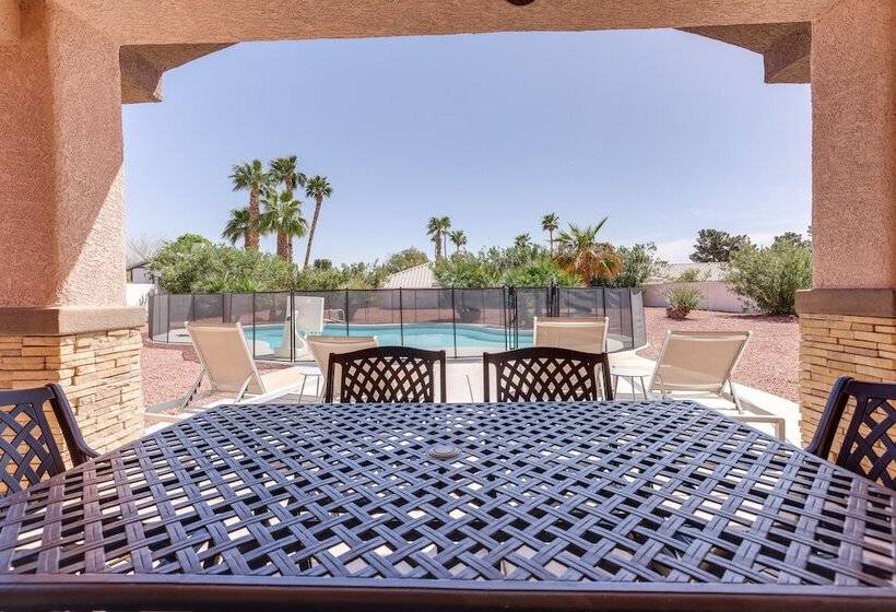 Updated Las Vegas House: Patio & Solar Heated Pool