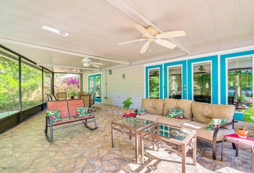Dock & Lanai: Waterfront Home In Dunnellon
