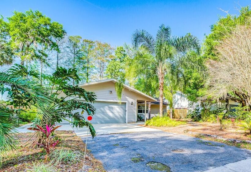 Dock & Lanai: Waterfront Home In Dunnellon