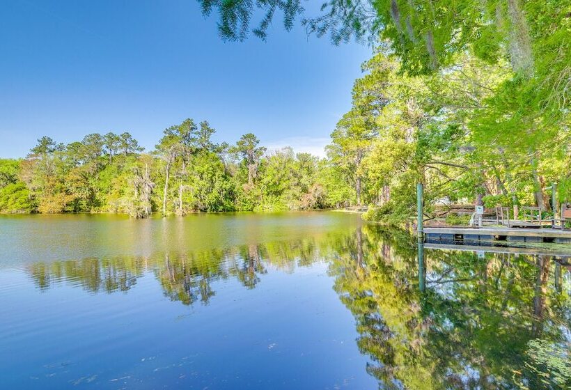 Dock & Lanai: Waterfront Home In Dunnellon