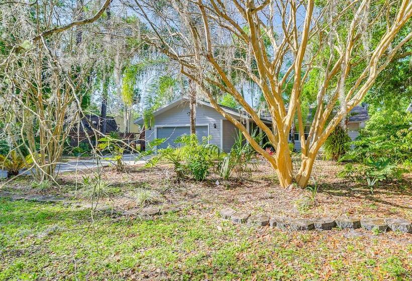 Dock & Lanai: Waterfront Home In Dunnellon