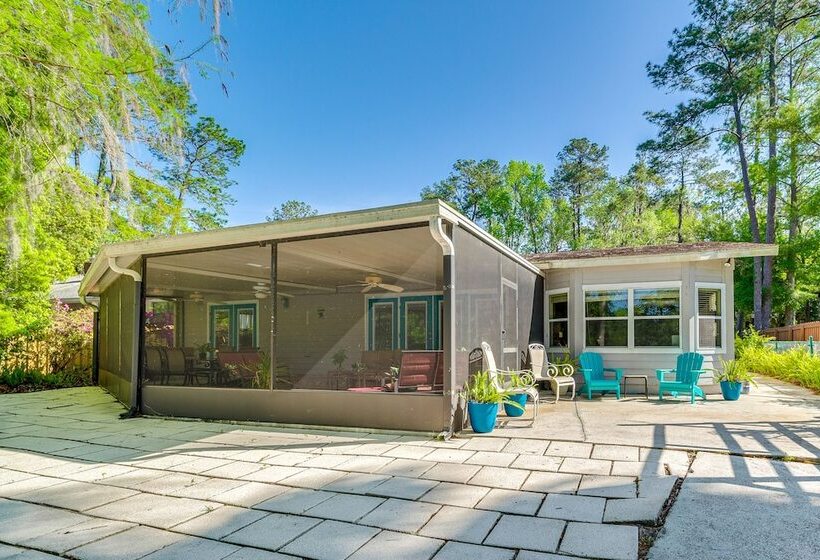 Dock & Lanai: Waterfront Home In Dunnellon