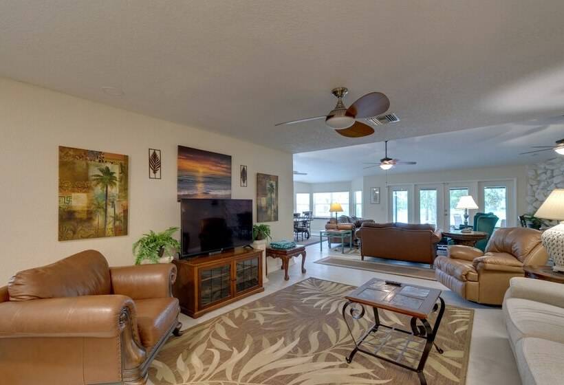 Dock & Lanai: Waterfront Home In Dunnellon