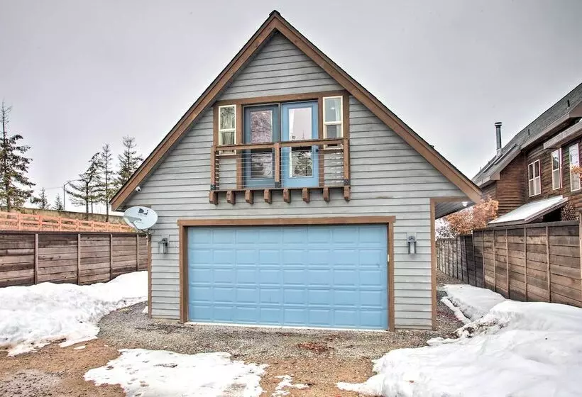 Waterfront Lake Pend Oreille Vacation Rental!