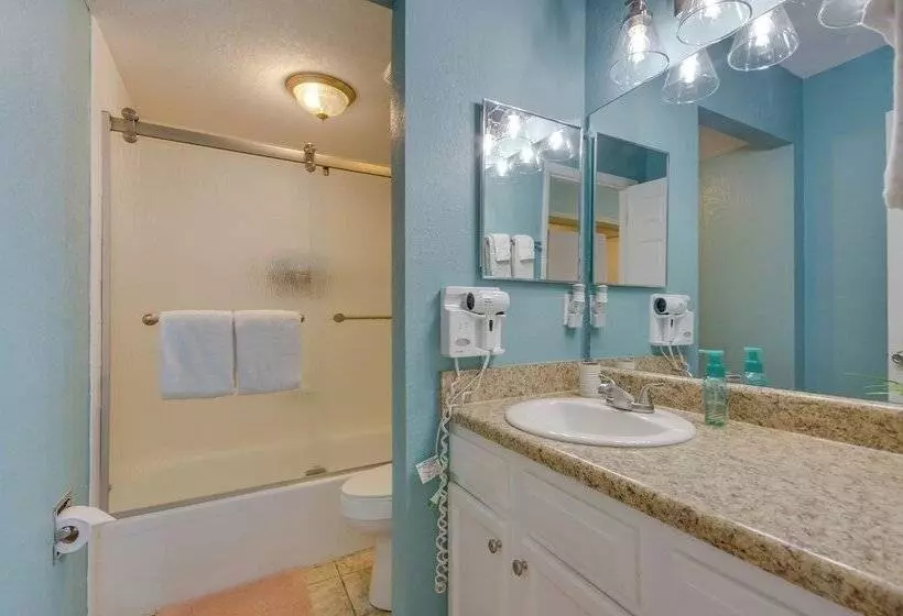 Waterfront Views & Resort Perks: Osage Beach Home