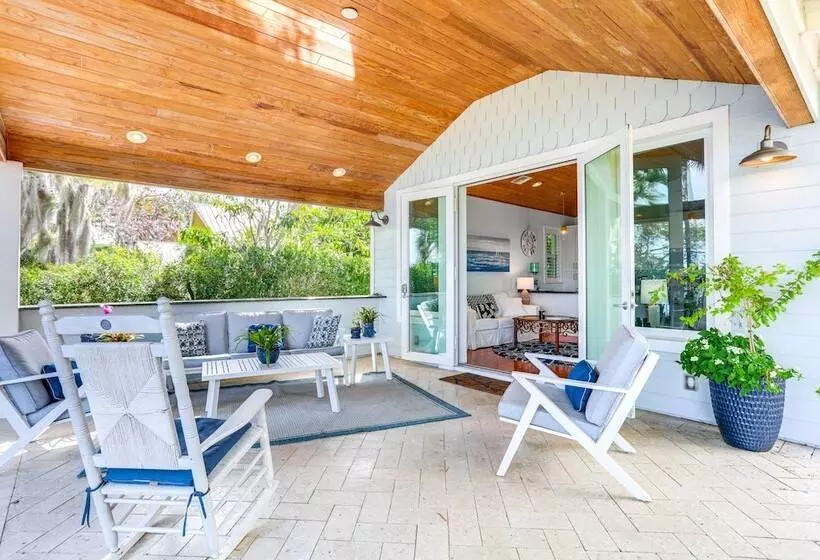 Waterfront Stuart Oasis W/ Hot Tub & Dock!