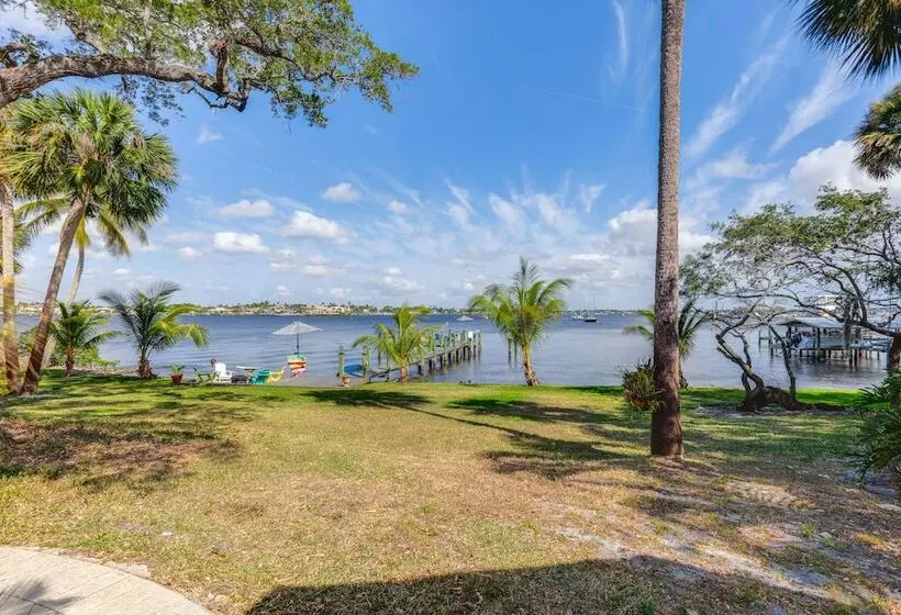 Waterfront Stuart Oasis W/ Hot Tub & Dock!