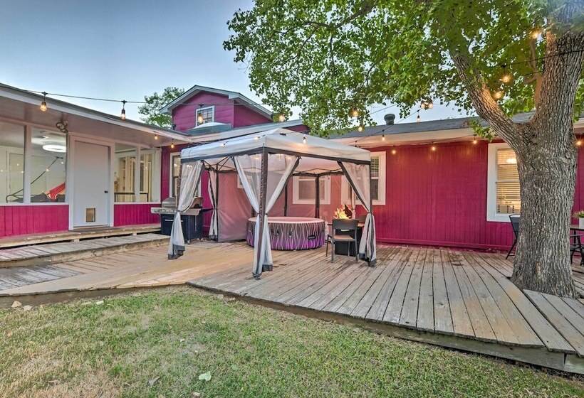 Aggie Game Day Retreat ~ 1 Mi To Texas A&m!