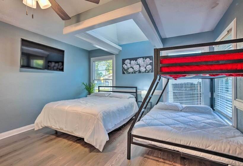 Aggie Game Day Retreat ~ 1 Mi To Texas A&m!