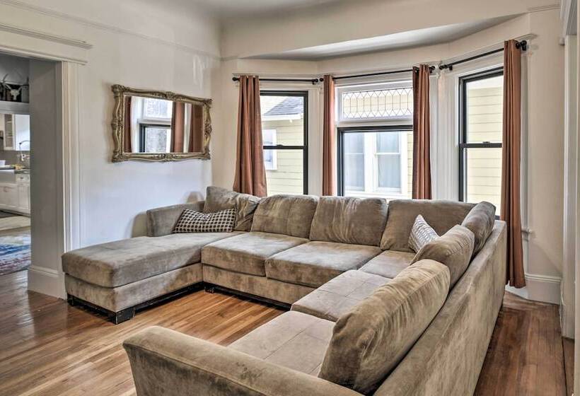 Downtown San Jose Apt W/ Deck: 1 Mi To Sap Center!