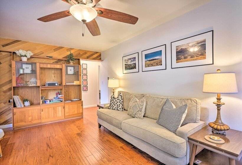 Cañon City Casa W/ Spacious, Private Yard!