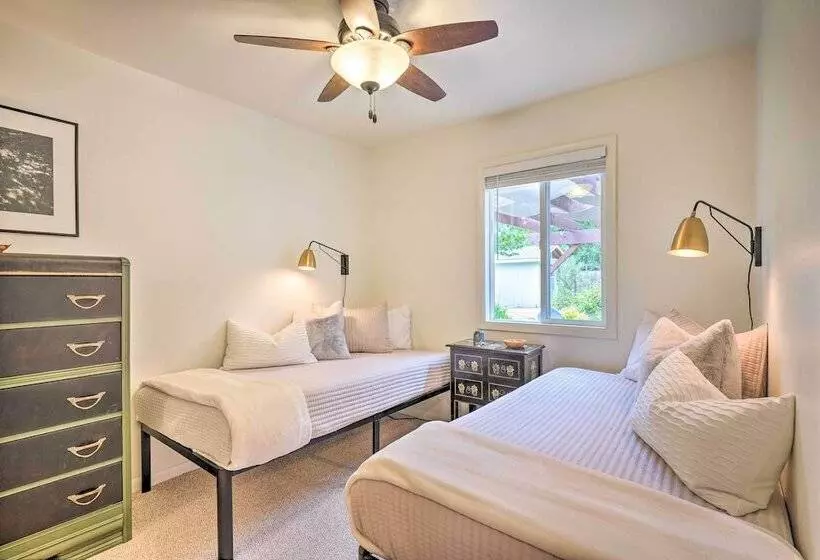 Cañon City Casa W/ Spacious, Private Yard!