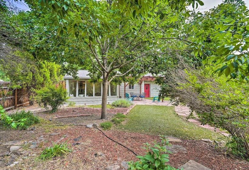 Cañon City Casa W/ Spacious, Private Yard!