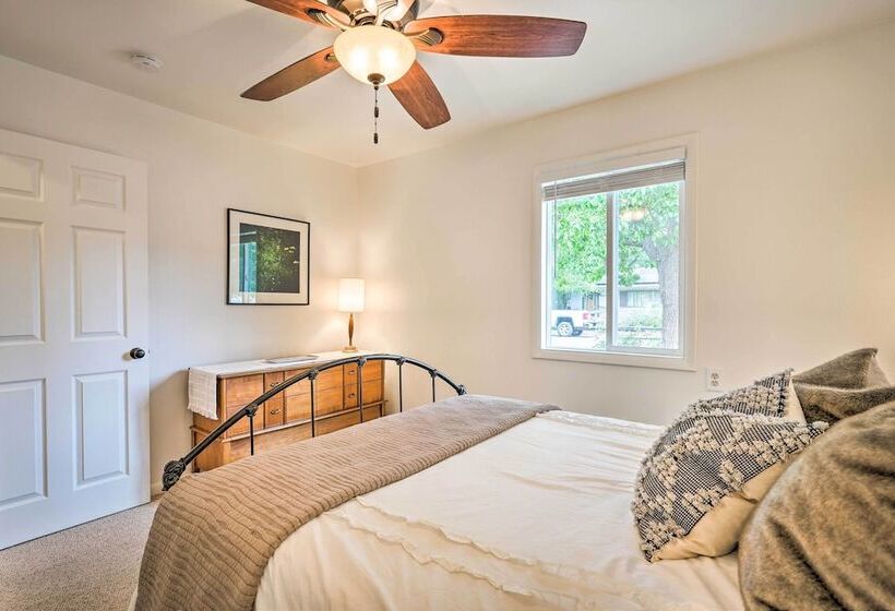 Cañon City Casa W/ Spacious, Private Yard!