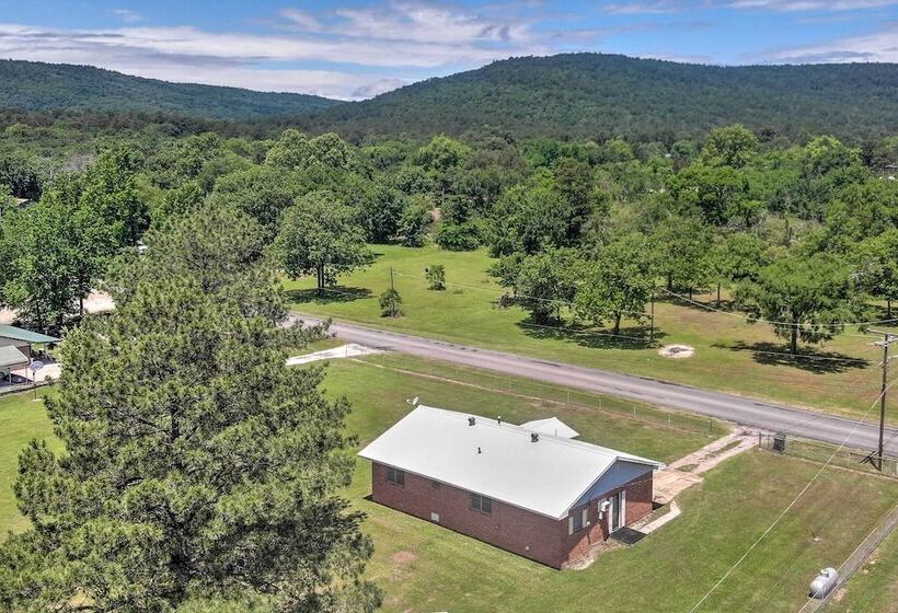 Charming Clayton Home ~ 4 Mi To Sardis Lake!