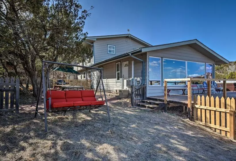 Charming Texas Home W/ Stunning Canyon Views!