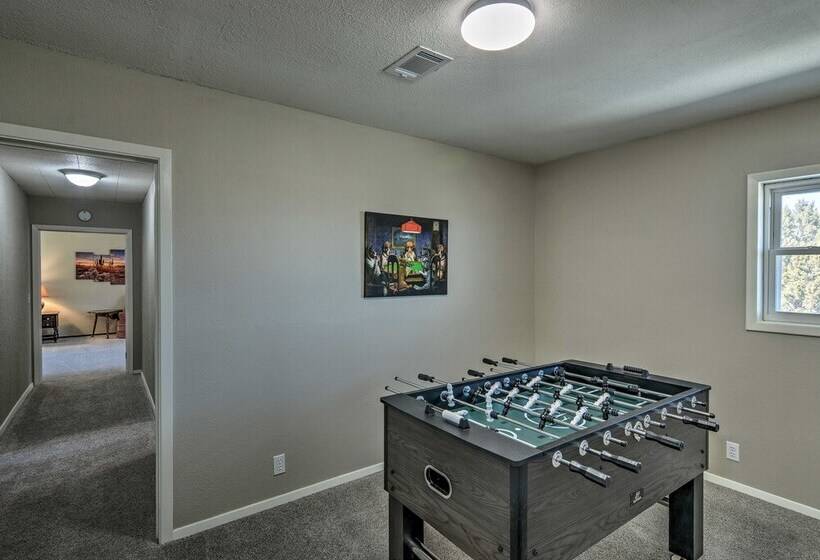 Charming Texas Home W/ Stunning Canyon Views!