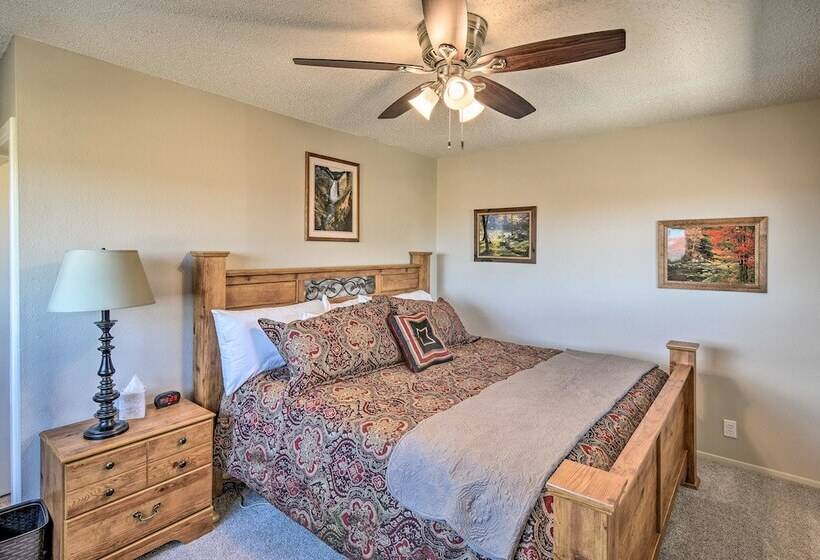 Charming Texas Home W/ Stunning Canyon Views!