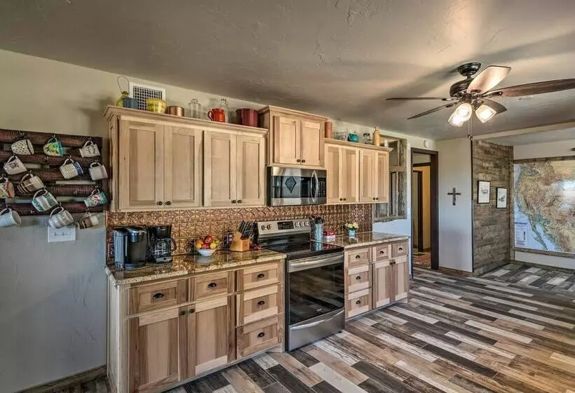 Charming Texas Home W/ Stunning Canyon Views!