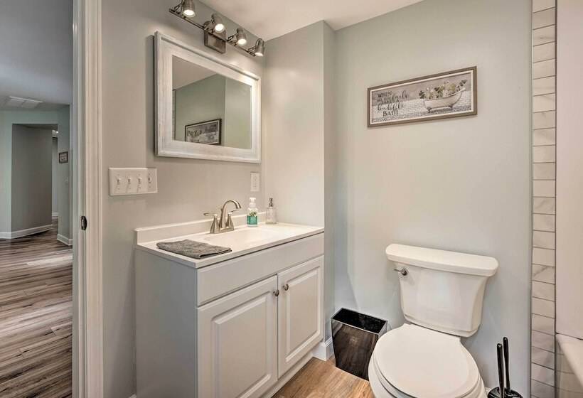 Chic Watervliet Digs   Walk To Paw Paw Lake!