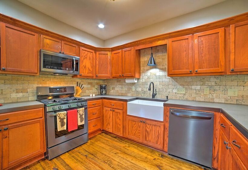 Coffeeville Cabin W/deck ~7 Mi. To Grenada Lk