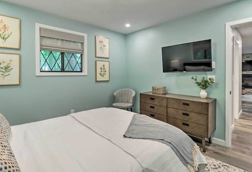 Near Skiing & Hiking: Gouldsboro Home W/ Yard