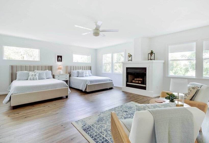 Lakefront Retreat W/ Kayaks & Fire Pit In Clermont