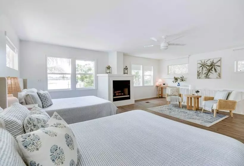 Lakefront Retreat W/ Kayaks & Fire Pit In Clermont