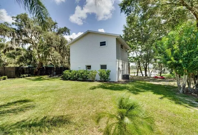 Lakefront Retreat W/ Kayaks & Fire Pit In Clermont