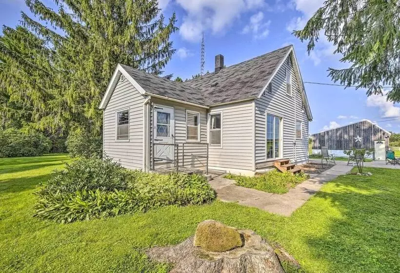 Eclectic Ladysmith Hideaway: Hike And Hunt!