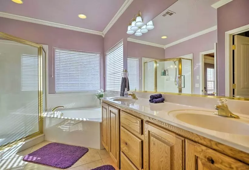 Family Friendly Home Near Zion National Park!