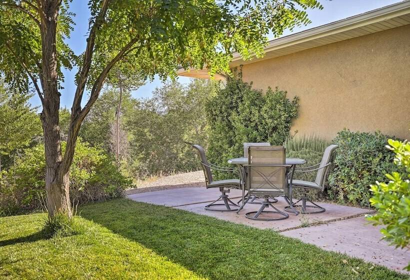 Family Friendly Home Near Zion National Park!