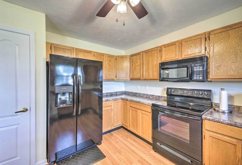 Family Home Near Indianapolis Speedway & Dtwn