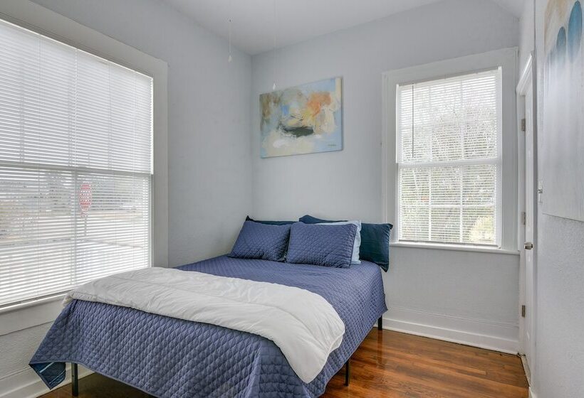 4 Blocks To Beach: Home W/ Patio In Galveston!