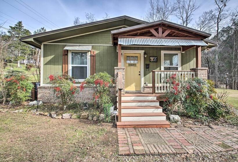 Home W/ Ouachita River & Lake Hamilton Access