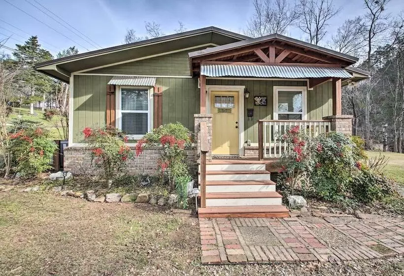 Home W/ Ouachita River & Lake Hamilton Access