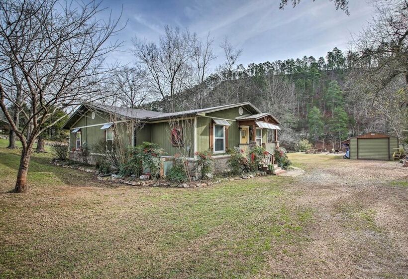 Home W/ Ouachita River & Lake Hamilton Access