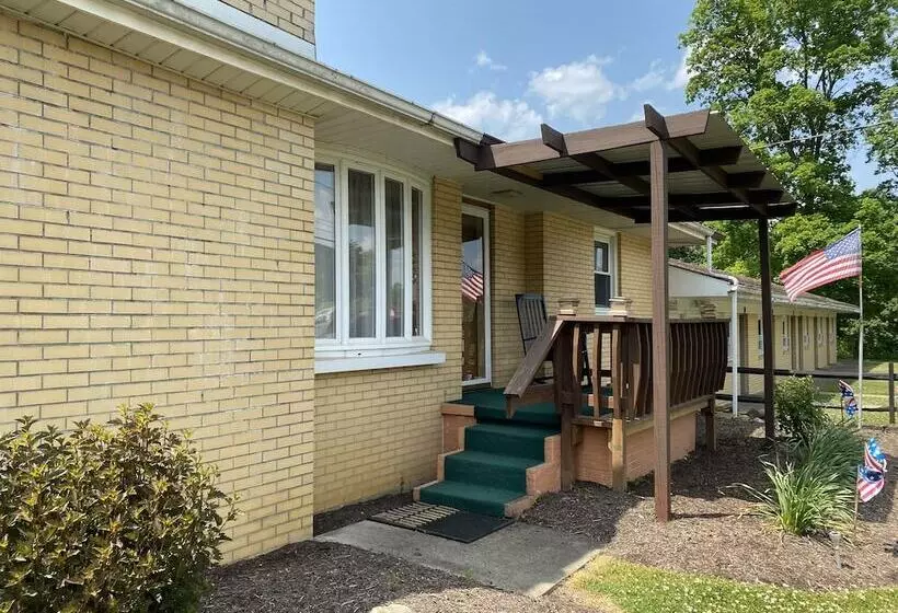 Hotelli Bennetts Valley Elk Country Inn