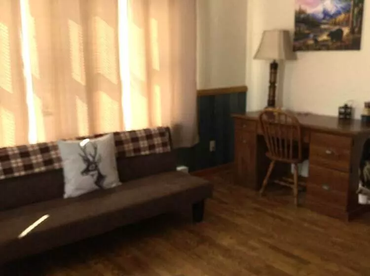 Hotelli Bennetts Valley Elk Country Inn