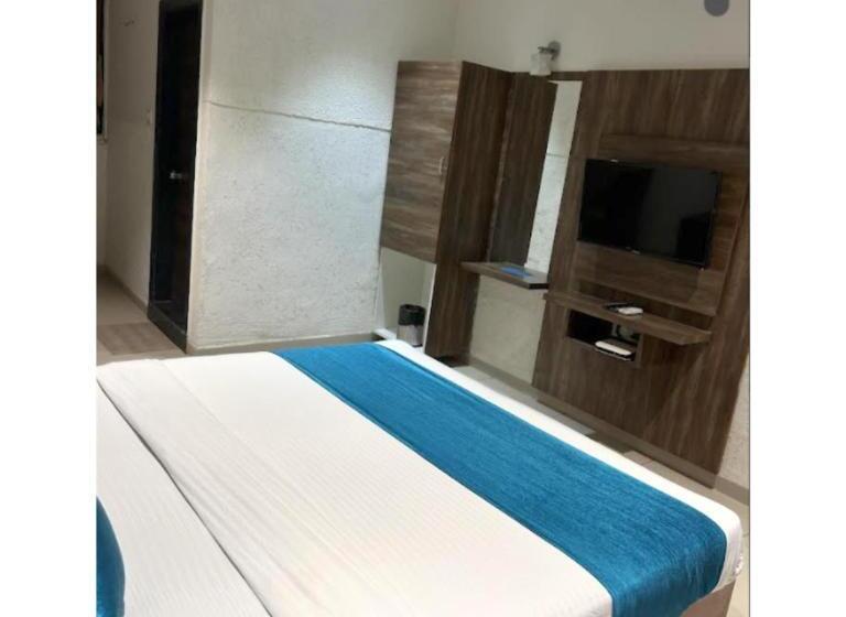 Hotell Shrimad Chandkheda