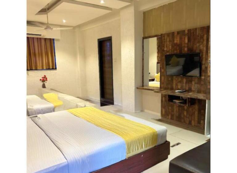 Hotell Shrimad Chandkheda