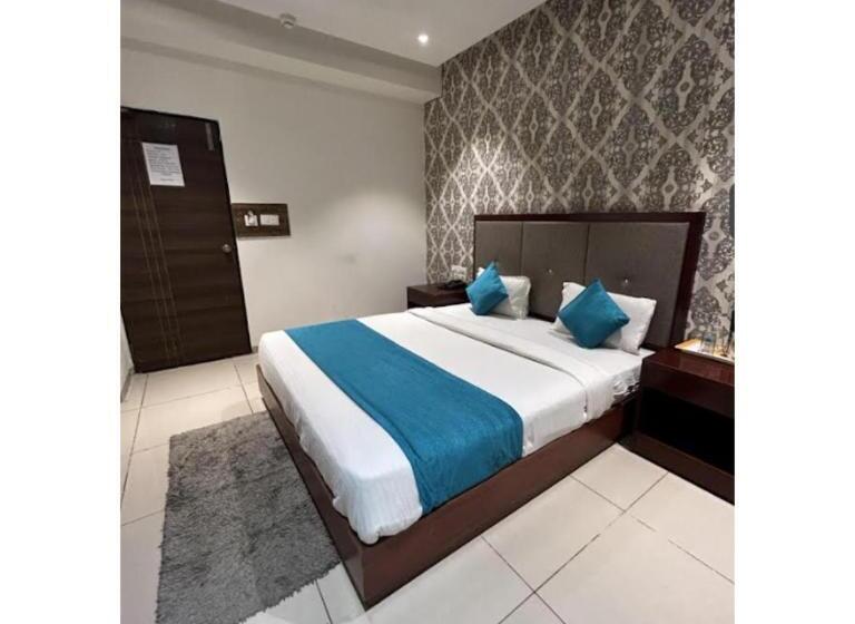 Hotell Shrimad Chandkheda