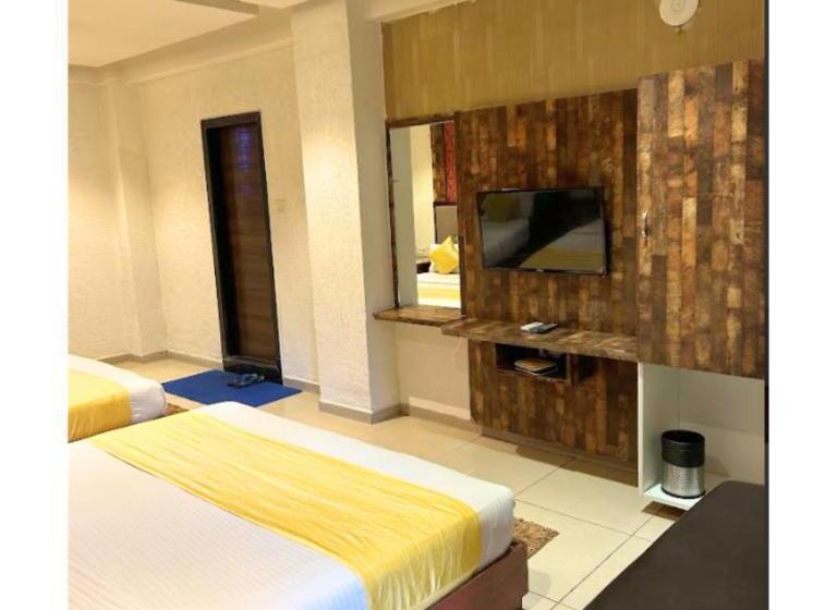 Hotell Shrimad Chandkheda