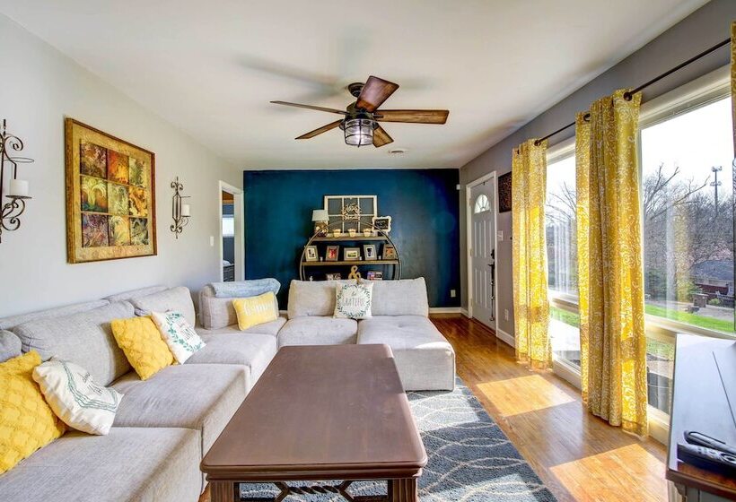 Knoxville Vacation Rental: 7 Mi To Downtown