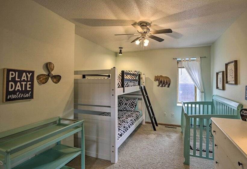 Lakefront Eau Galle Home W/ Hot Tub & Fire Pit