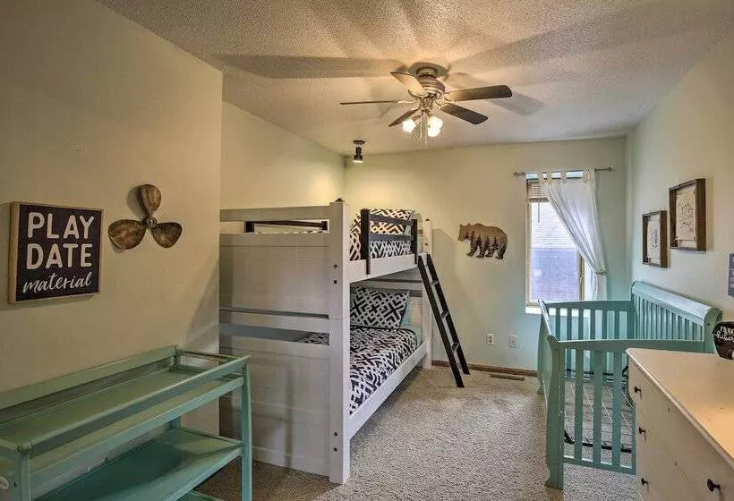 Lakefront Eau Galle Home W/ Hot Tub & Fire Pit