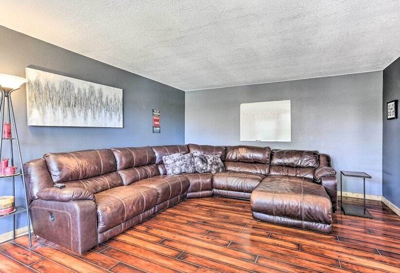 12 Mi To Dtwn Denver: Littleton Family Home!