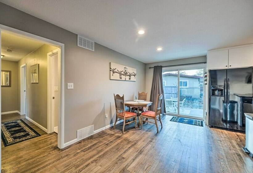 Lovely Wichita Home W/ Patio & Fire Pit!